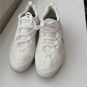 Nike Air VaporMax Flyknit White Women’s Size 7 Running Shoes